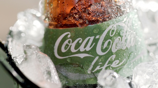 “Coca-Cola Life” yashil rangda