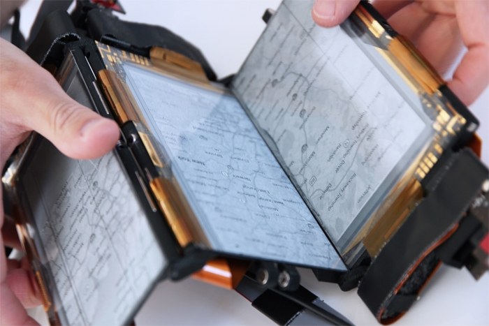 PaperFold smartfon – uchta E-Ink displey bilan (+video)