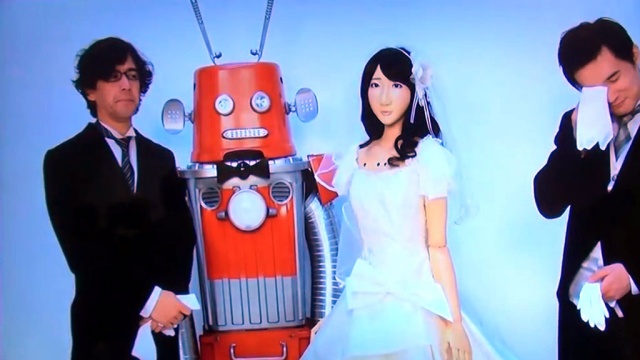 Ana xolos: Yaponiyada robotlarning to`yi bo`lib o`tdi (+video)