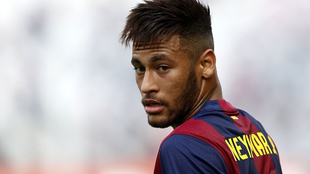 Futbolchi Neymar soliqdan qochishda va hujjatlarni qalbakilashtirishda ayblanmoqda