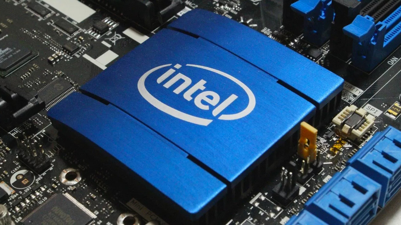 Intel eng kuchli protsessorini e’lon qildi