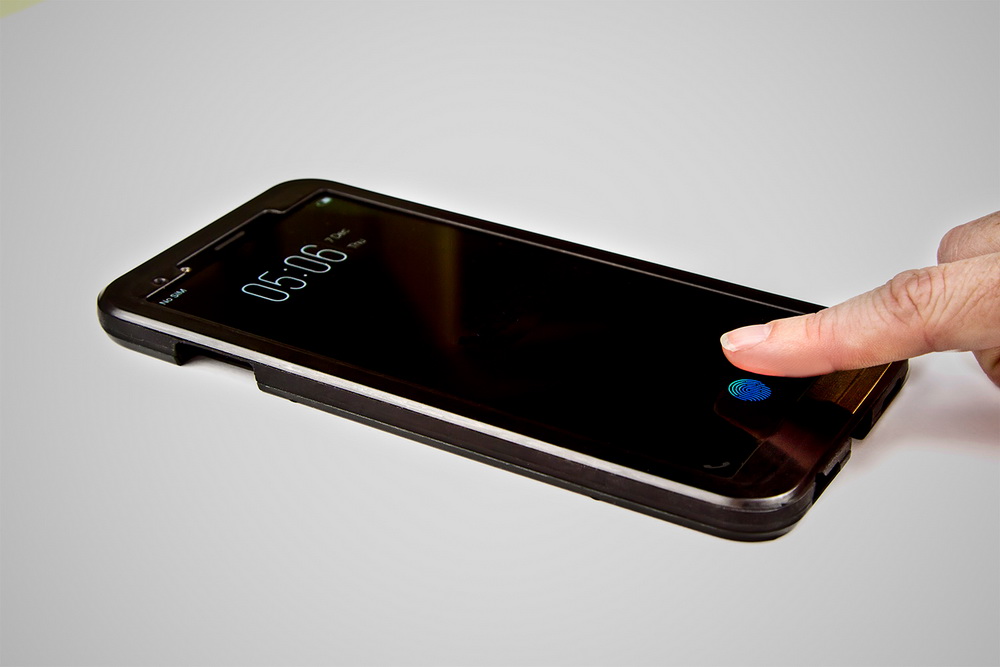 Первый в мире смартфон со сканером отпечатков пальцев, размещаемым под экраном