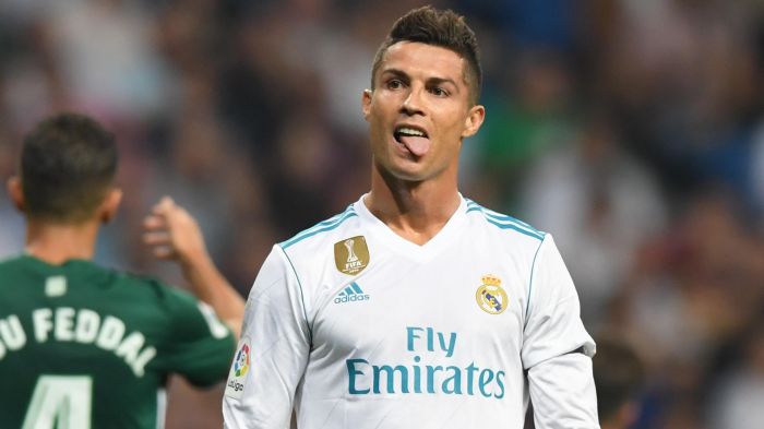 Sizning fikringizcha, Cristiano Ronaldo nega bu sezonda o’zining eng yaxshi o’yinini ko’rsatmayapti?