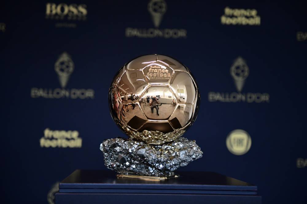 Месси, Роналду, ван Дейк, Азар и Стерлинг – среди номинантов на «Золотой мяч»