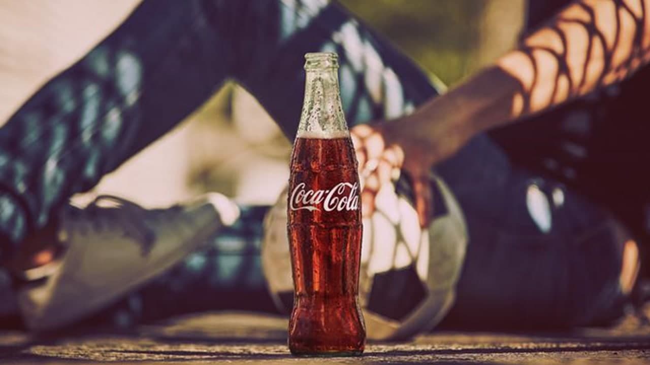 Afsonaviy ichimlik – Coca-Cola 135 yoshda. Uning rivojlanish siri nimada?