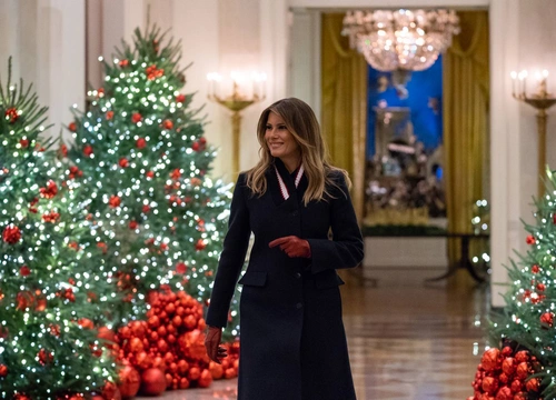 Yangi yil arafasida qirollar va prezidentlarning qarorgohlarida bayramona bezaklar